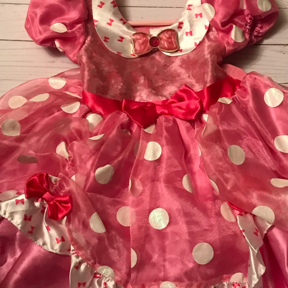 Minnie Mouse costume